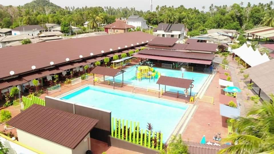 Asfa D Village - Resort - Homestay - Family Room Kemasik 外观 照片